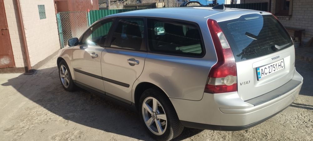 Легковий автомобіль
