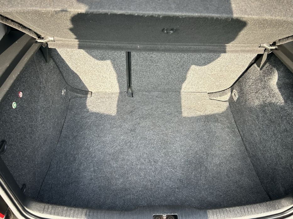 Продаю Volkswagen Golf 4 з двигуном 1.6 16-клапан