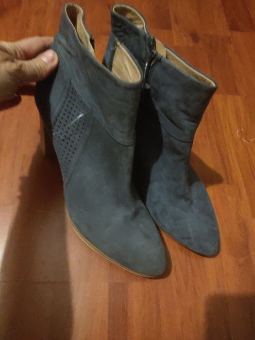 Жіночі ботільйони