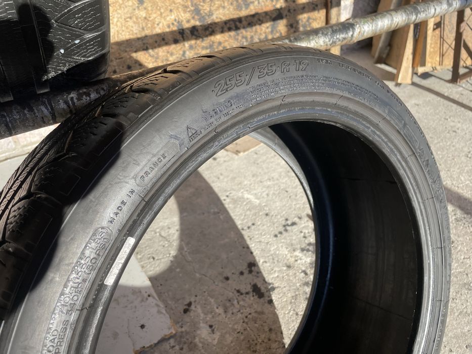 Розпродаж Складу!!! Пара зимових шин 255/35R19 Michelin