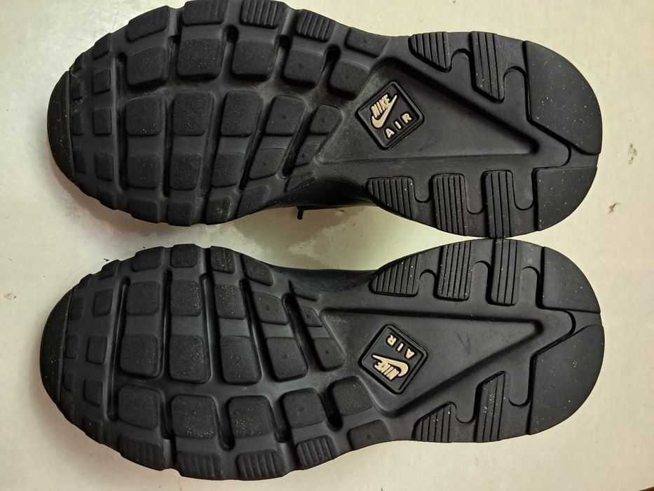 Детские Кроссовки Nike оригинал размер 38.5