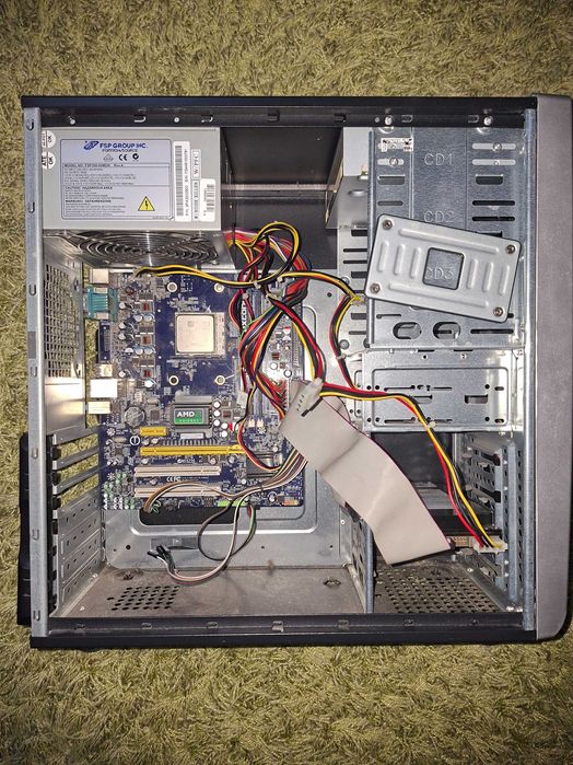 Старий компютер пк системный блок