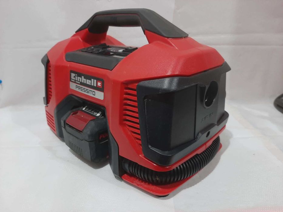 Kompresor bezolejowy Einhell Pressito + Aku 18V / 3.0 Ah