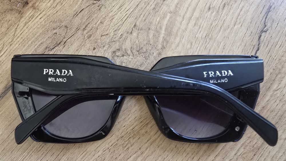 Okulary Prada czarne