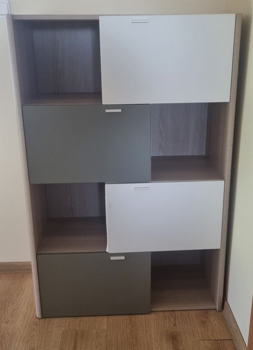 Komplet mebli do pokoju dziecka