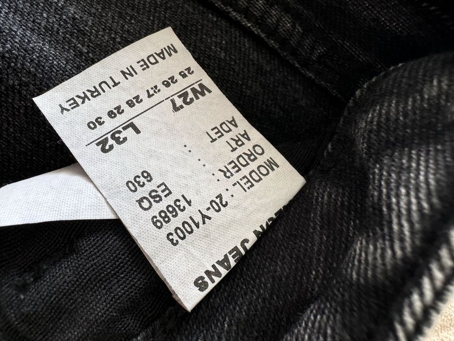 Джинсы , состояние новых