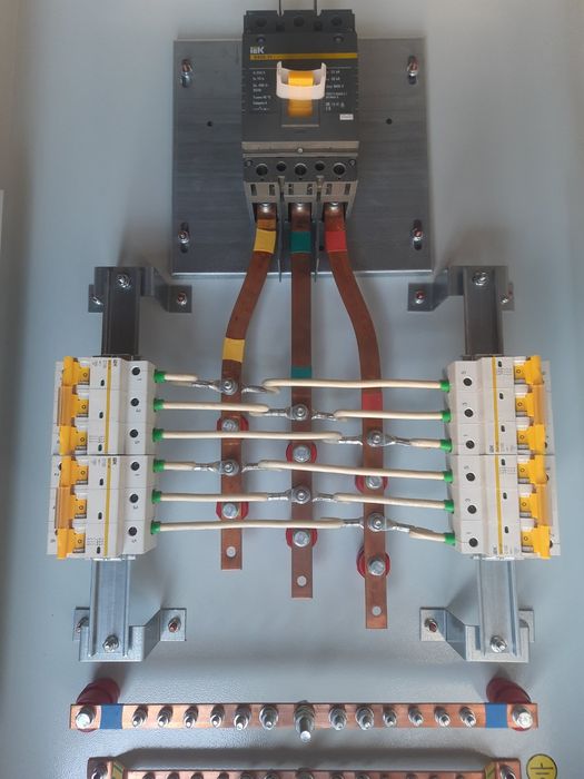 Щитки металеві та металорукав