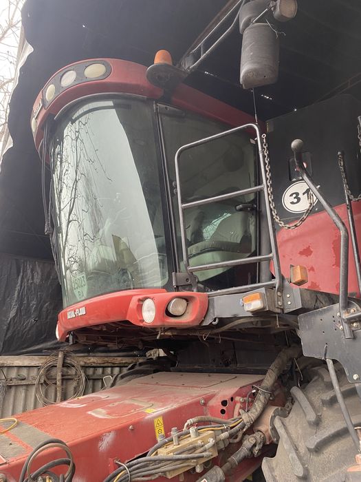 Продам комбайн CASE 8010
