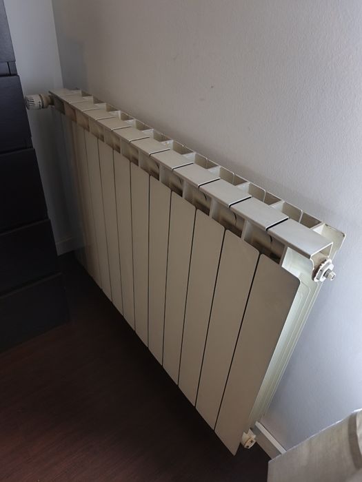 4 Radiadores Água (Aquecimento Central)