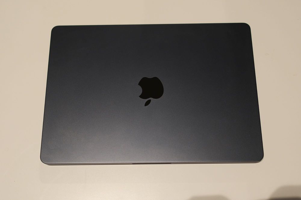 MacBook Air M2 | 16GB RAM | 512GB SSD | Midnight | Bateria 95% | Igła