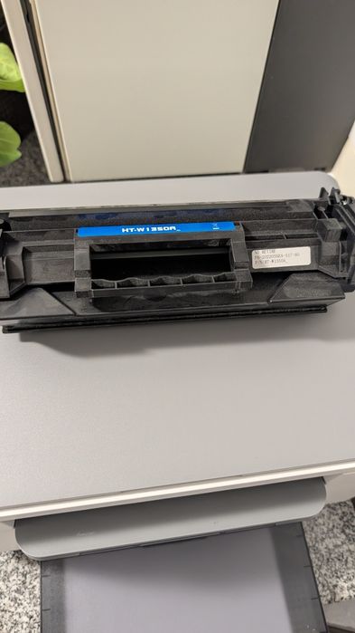 Impressora laserjet HP M234DWE, com 2000 impressões apenas