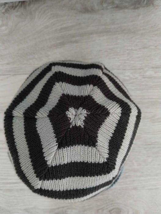 czapka zimowa, w paski, dla chłopca rozm. 56