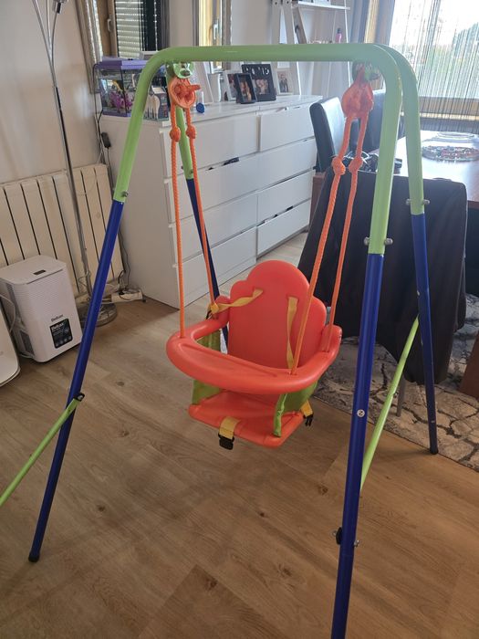 Baloiço e cozinha unisexp