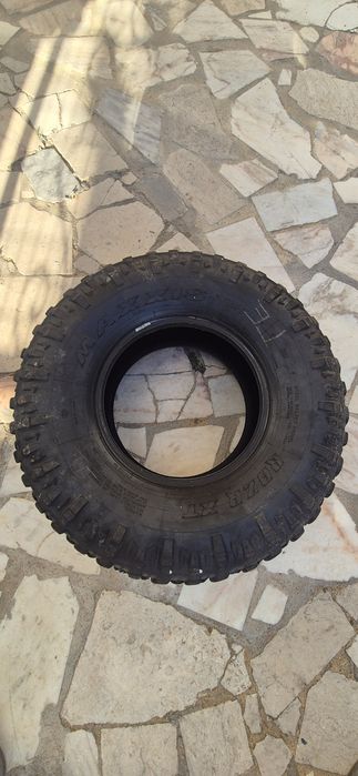 Vendo 6 pneus Maxis Razr  XT 30x10 R14