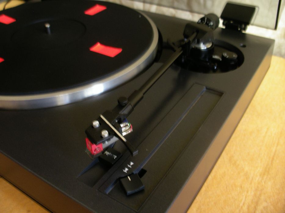 gira discos loewe opta sp 200