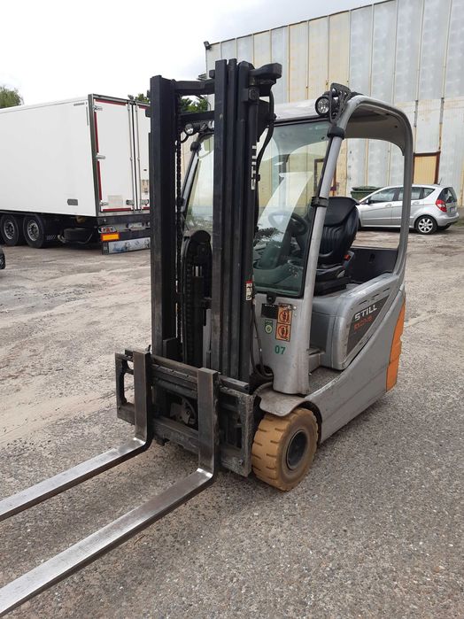 Wynajem wózki widłowe, elektryczne, na LPG, najwiekszy udzwig 8 T