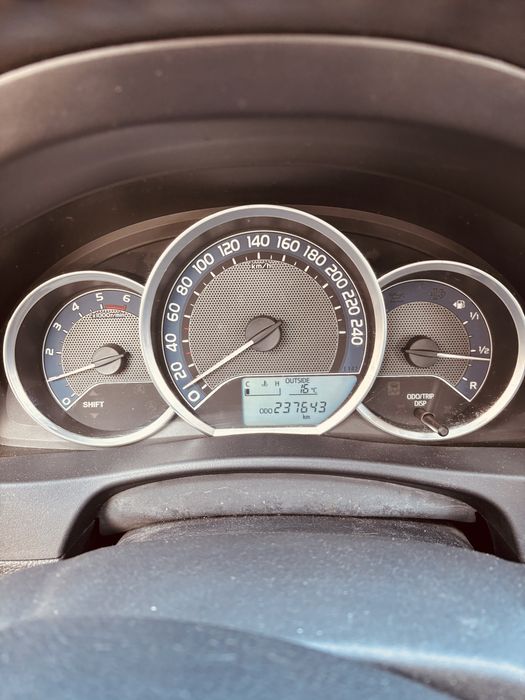 Toyota auris 1.4 D4D