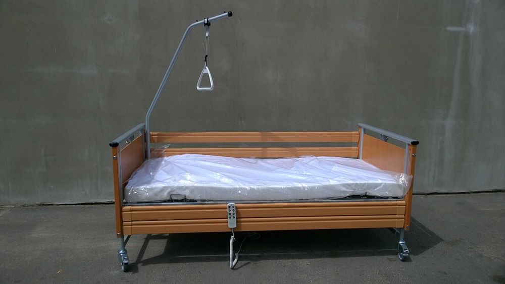 Łóżko rehabilitacyjne pacjenta Elbur PB 326 dostawa i montaż sprzętu!