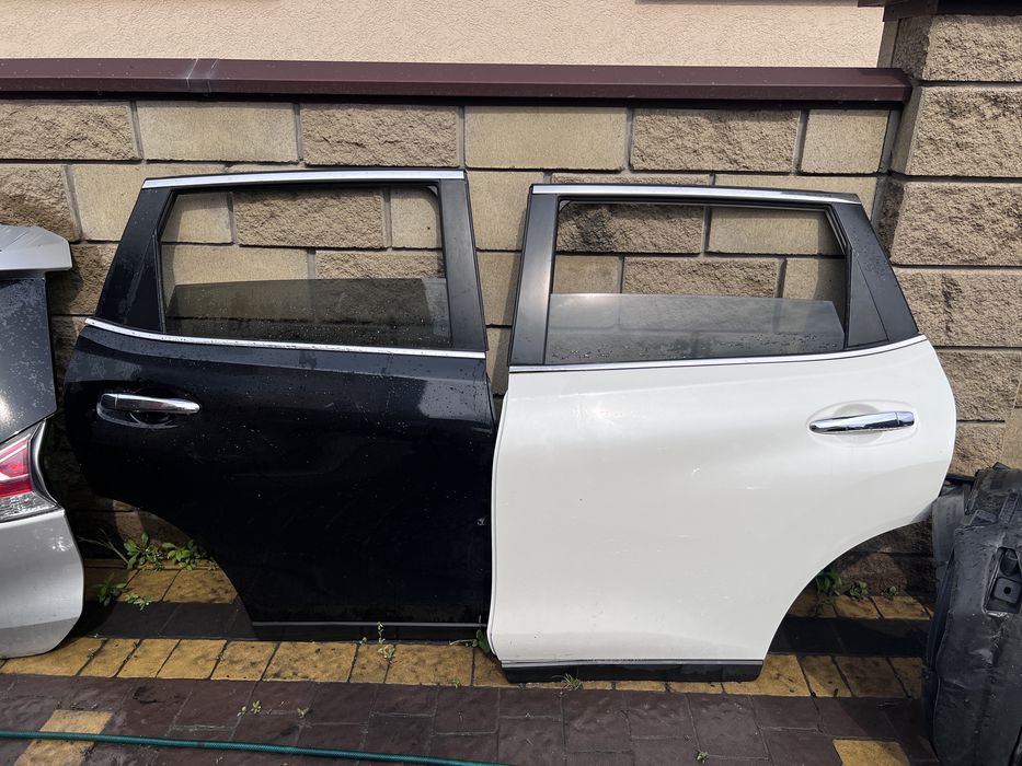 Nissan Rogue, X-Trail T32 Двері задні ліві, праві