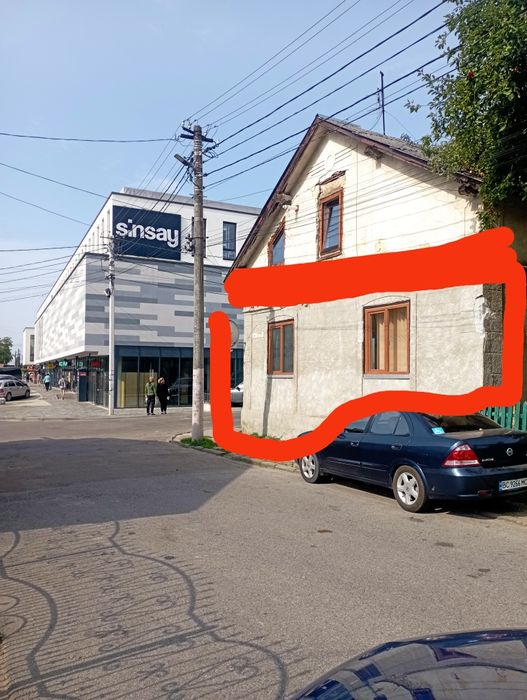 ВЛАСНИК здам трьох кімнатну квартиру в центрі