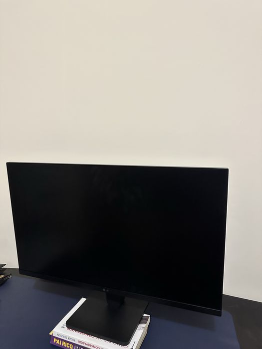 Monitor LG Preto