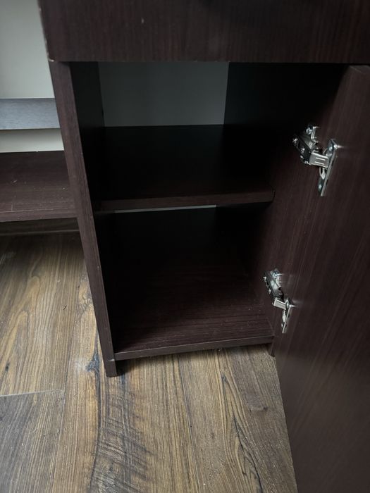 Biurko ciemne drewno