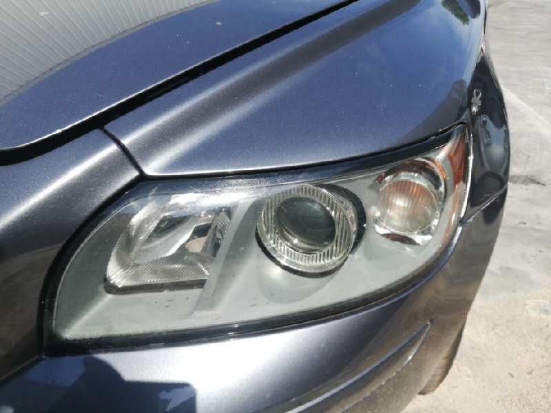 Farol Esquerdo Volvo V50 Familiar