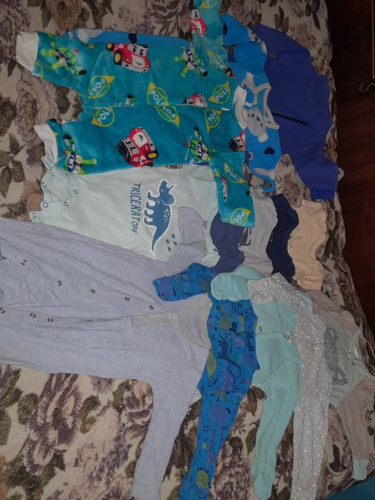 Одяг для немовлят 62-68