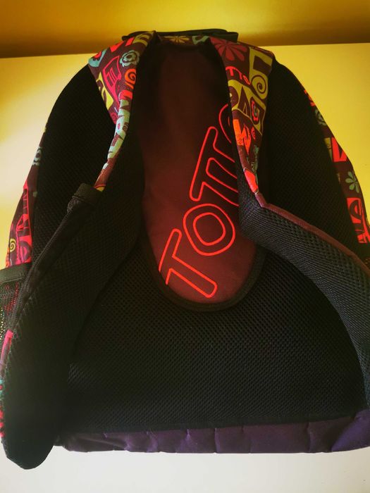 Mochila da TOTTO + Estojo