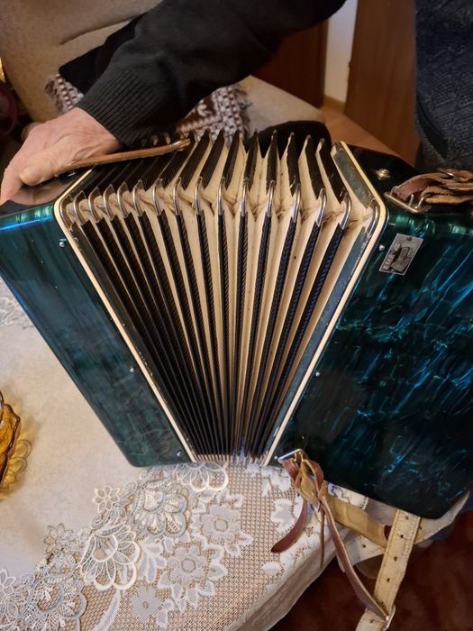 Akordeon kujawiak 60 basów 3 chóry