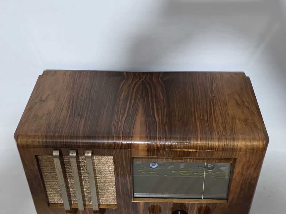 Rádio antigo reparado Paillard