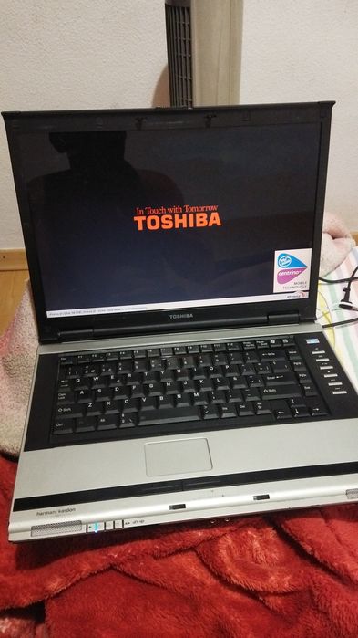 Perfectly functioning Toshiba laptop64729616224897121