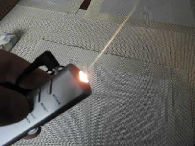 Radio kieszonkowe FM ze słuchawkami