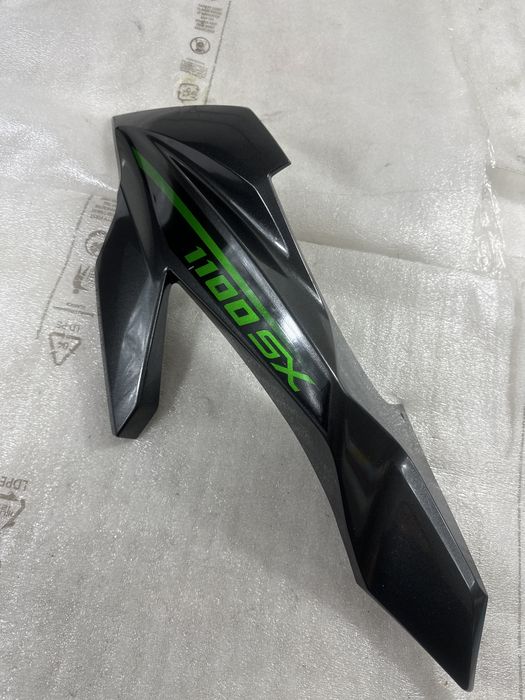 Kawasaki Z1000SX Z1000 SX Owiewka Bok boczek osłona wypełnienie Czacha