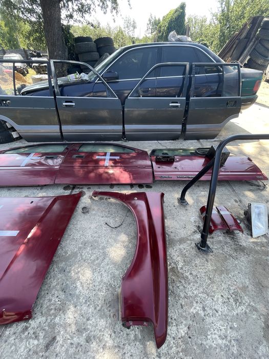 Опель Монтерей-Фронтера А-В. Кузовні деталі