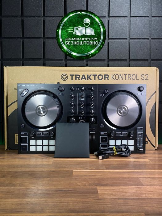 NI Traktor Kontrol S2 MK3 (Доставимо кур’єром — БЕЗКОШТОВНО!)
