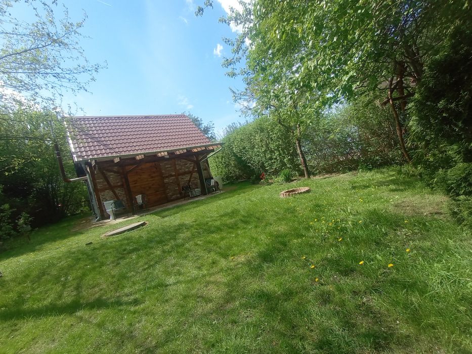 Domek nad jeziorem Tarnowskie Duże Jodłów k. Sława