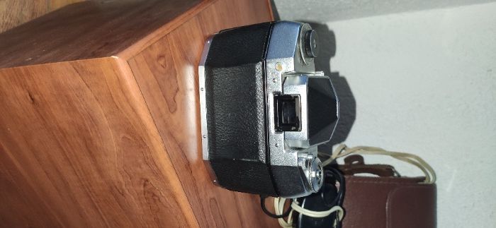 Aparat fotograficzny EXA 1a+ lampa zestaw