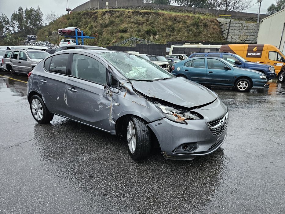 Opel Corsa E 1.2i de 2018 para peças