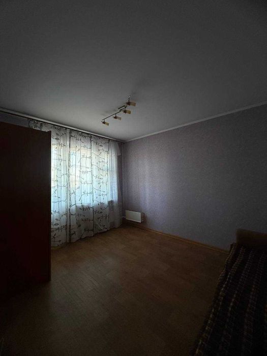 Продається трикімнатна квартира по вулиці Гончій, центр міста!