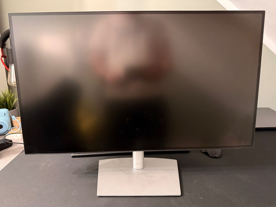 Monitor Dell U2722D