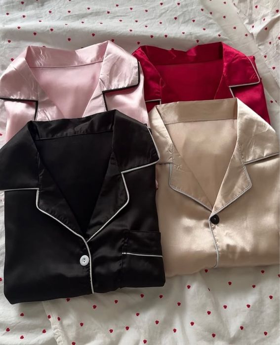 Піжами в стилі Victoria’s Secret