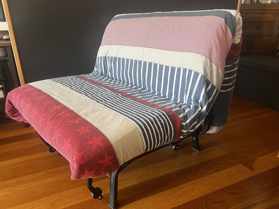 Poltrona-cama LYCKSELE com capa cinzenta