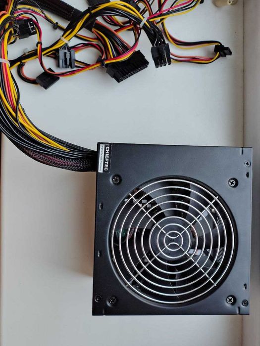 Блок живлення CHIEFTEC GPS-700A8, 700W