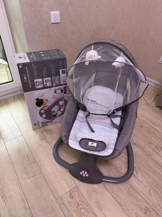 Заколисуючий центр Mastela Deluxe Multi 8104 Light Grey