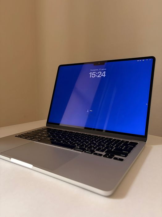 macbook air m2 256 silver