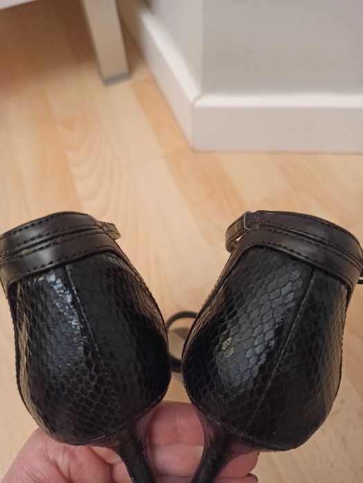 Buty Nine West elegancie na małym obcasie