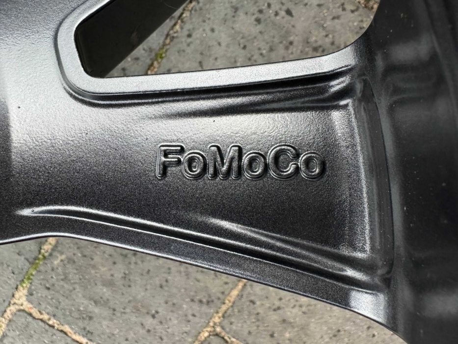 Zima R17 Ford Puma,Focus 4,Mondeo MK4,MK5,S-Max,Galaxy II, TPMS