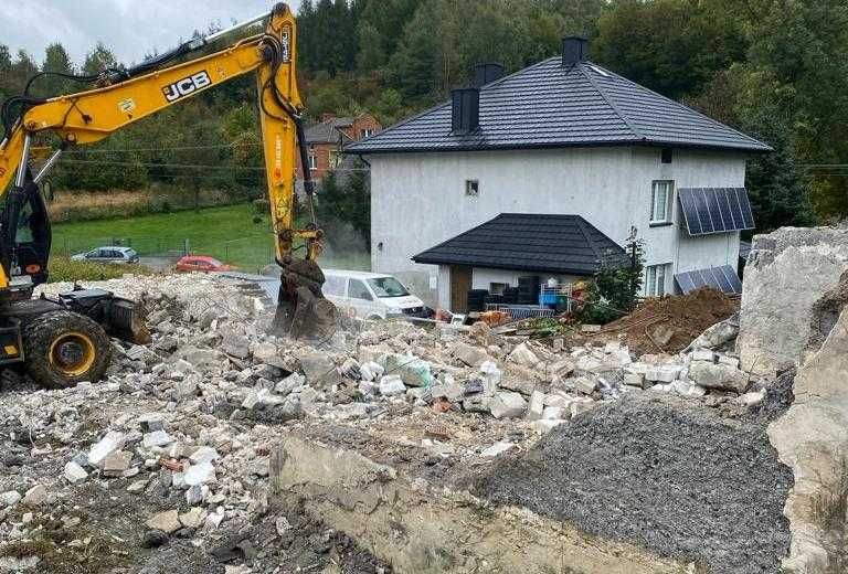 Gruz budowlany betonowy mieszany z transportem utwardzenie terenu