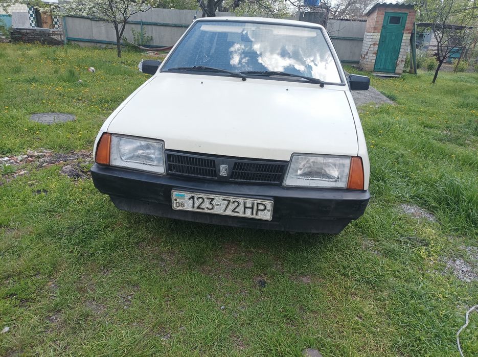Продам ваз 2109.